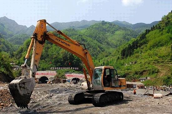 pg电子游戏试玩电力北京分公司中标中太集团西寨山隧道土石方工程